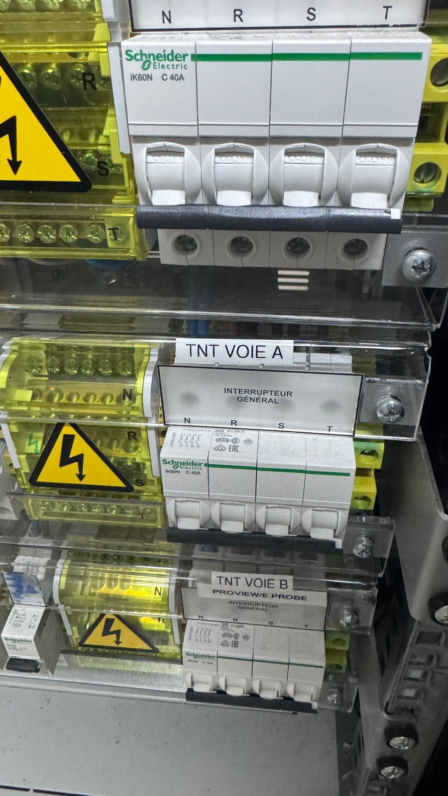 Travaux d'électricité, ELEK100FIL Martinique
