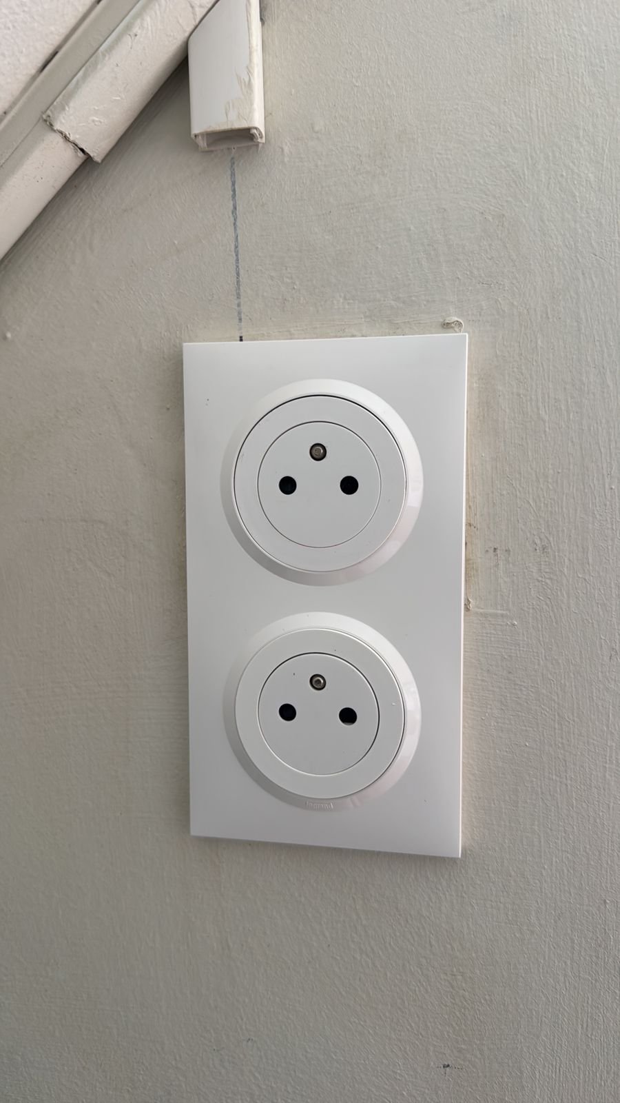 Travaux électriques soignés par ELEK100FIL en Martinique